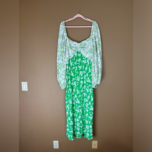 Rixo X Target Collab Puff Sleeve Floral Tulip and Daisy Maxi Dress - Picture 3 of 8